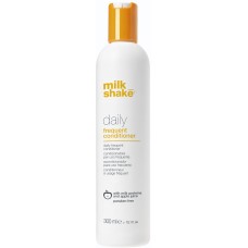 Balsam delicat si hidratant pentru utilizare zilnica - Frequent Conditioner - Daily Care - Milk Shake - 300 ml
